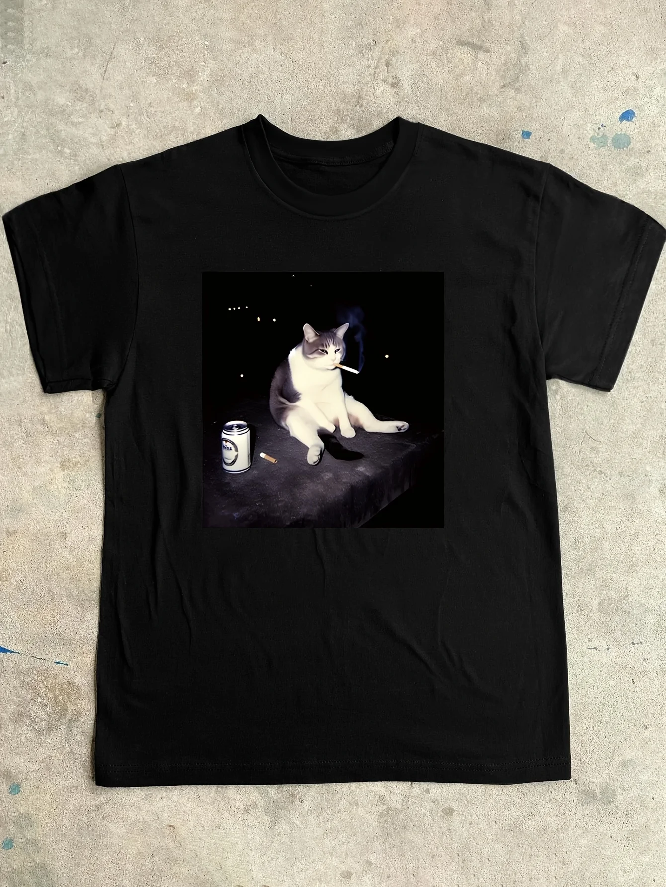 

Mens Womens Funny Smoking Cat Graphic T-Shirt Black T-Shirt Soft Everyday Shirt Casual Tops Perfect for Party Wear andLoungewear