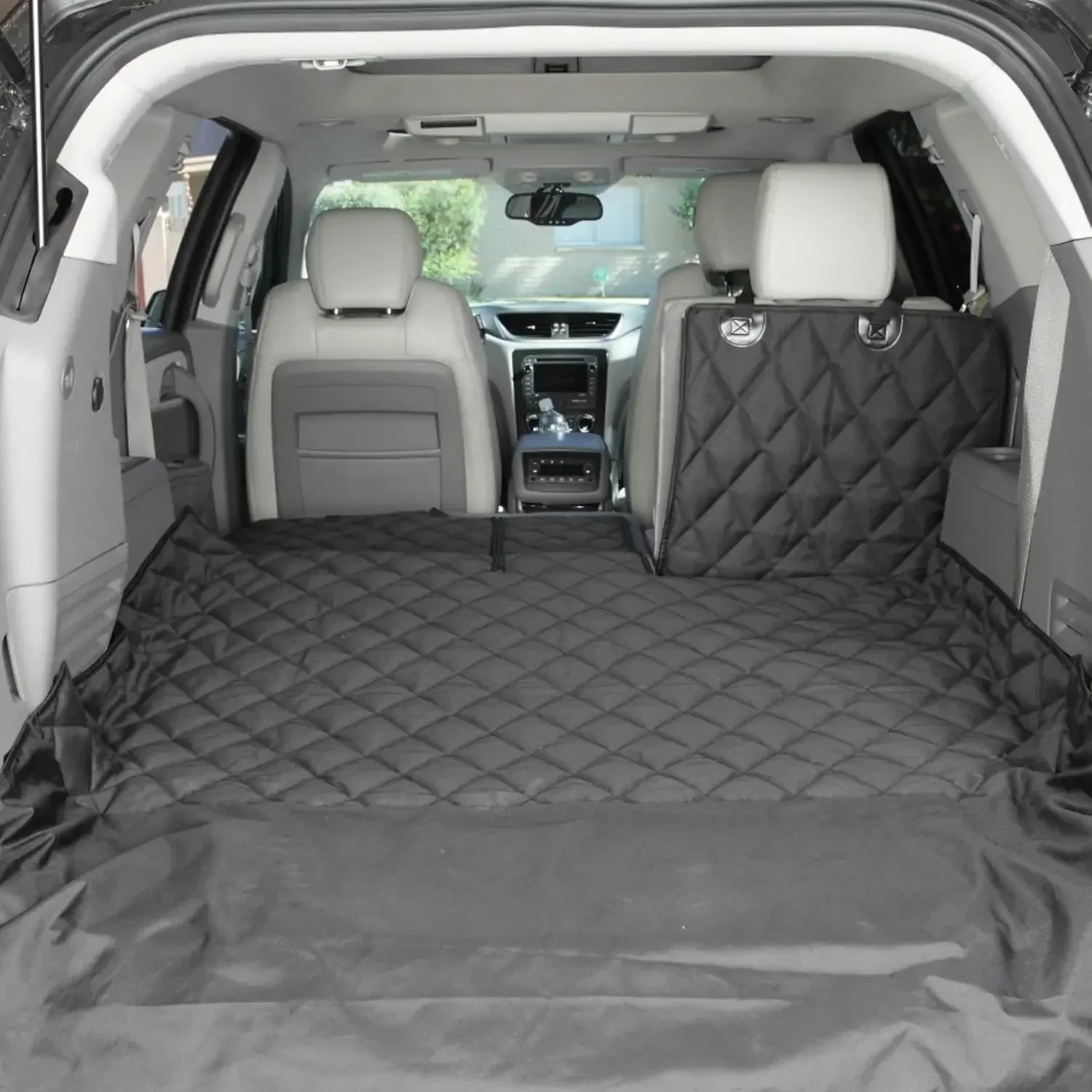 

SUV Cargo Liner for Dogs, Trunk Mat for SUV, Durable Cargo Cover,Compatible with 60/40 Split Bench & Armrest Pass-Through