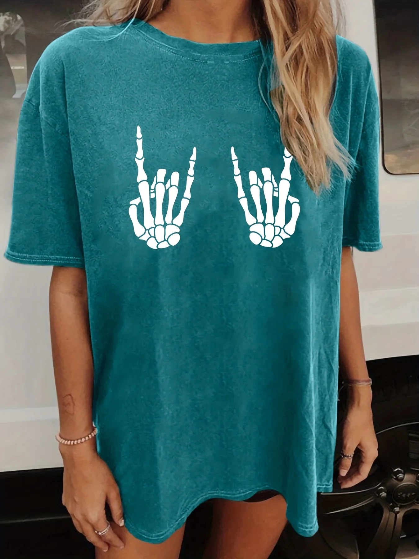 Womens T-Shirt Skeleton Hand Graphics 3d Print Tshirts O Neck Short Sleeve Tops Summer Fashion Casual Tees Street Female Clothes