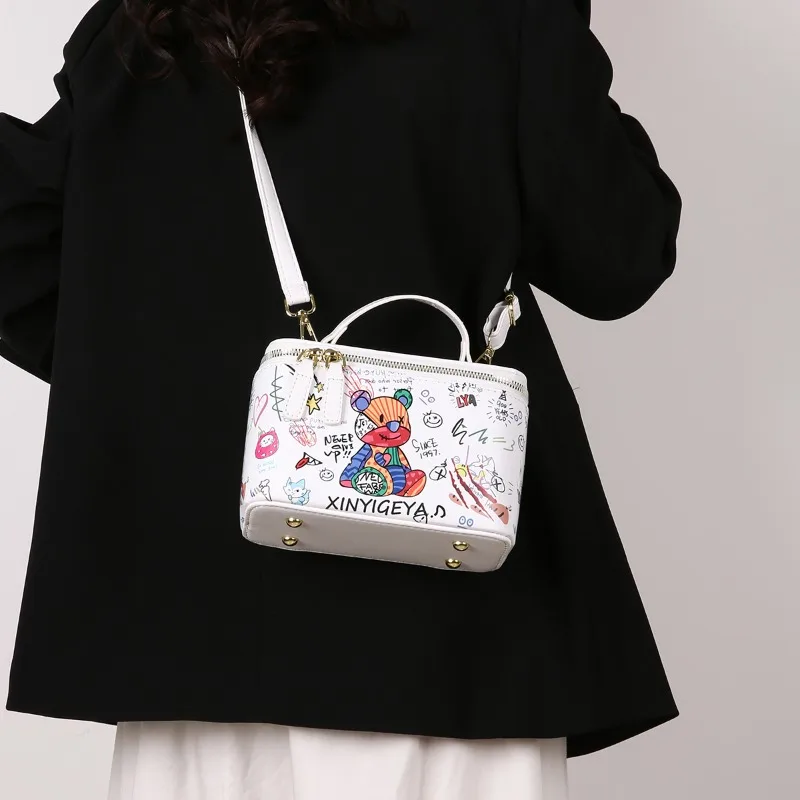 

Stylish Tote Bag Women Multifunctional Shoulder Handbag Light Luxury Essential For Office Commute And Weekend Outings