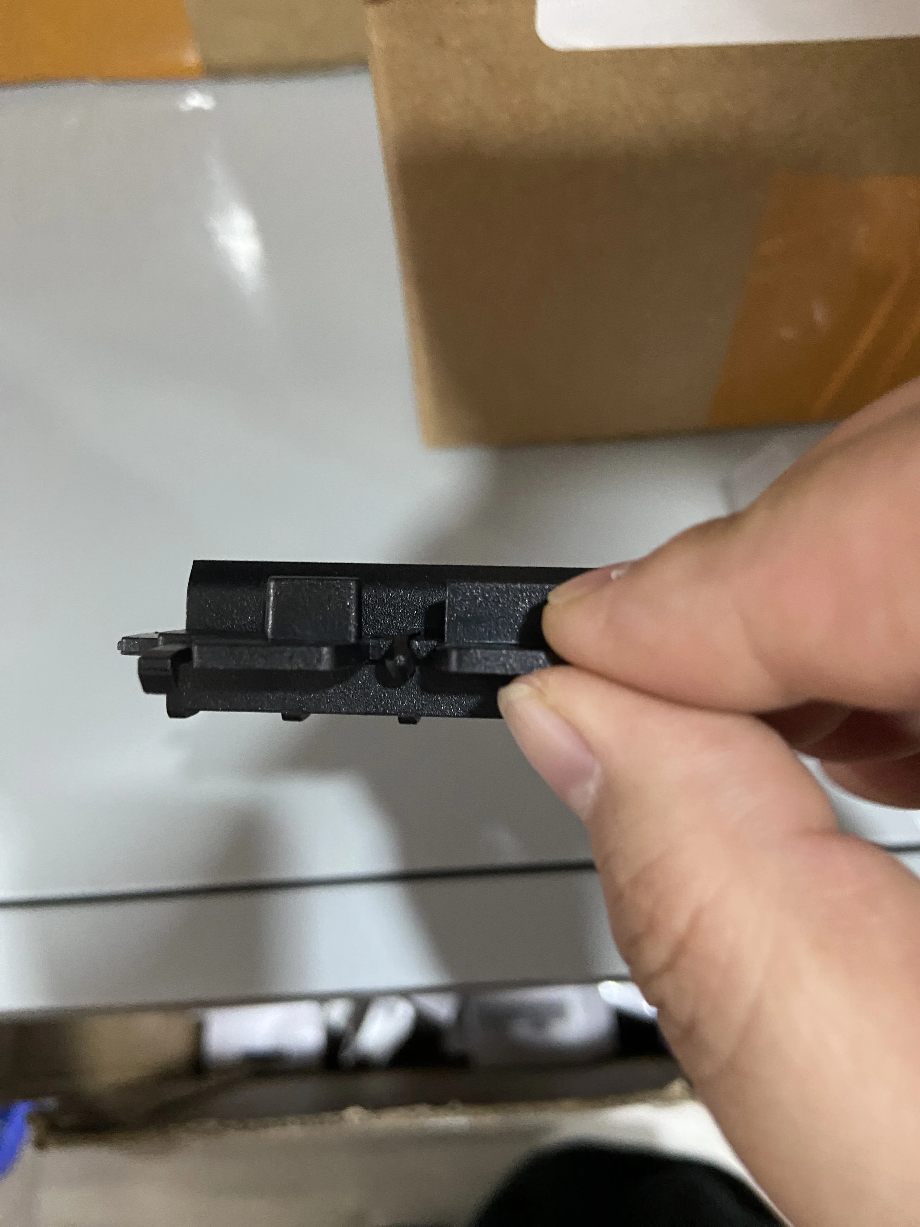 

Разделительная фрикционная накладка для бумаги в сборе D245-2576 D2452576 для Ricoh Aficio MP 2014 2014C 2014AD 2014EN 2014HC Запчасти для копировальных аппаратов