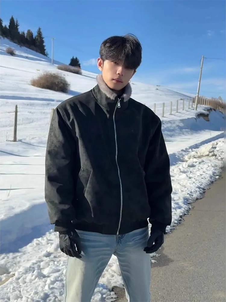 

Утепленная мужская зимняя куртка из искусственной кожи с меховой подкладкой и воротником-стойкой, имитирующая кожаное пальто