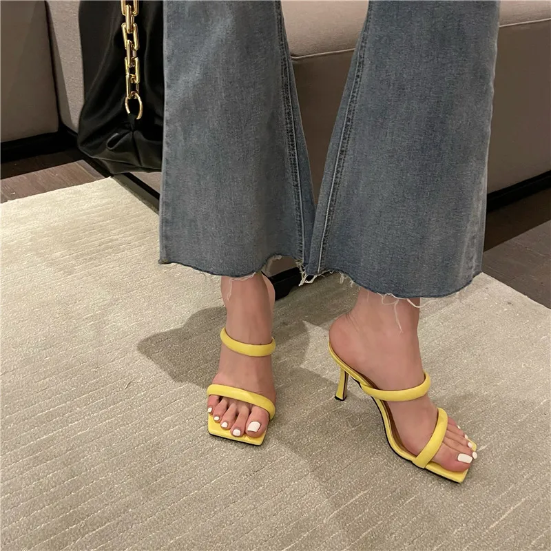 2022 New Summer Yellow White Thin Heels Slippers Sandals Women Square Toe Mules Slippers Beach Leisure Slides Flip Flop Platform