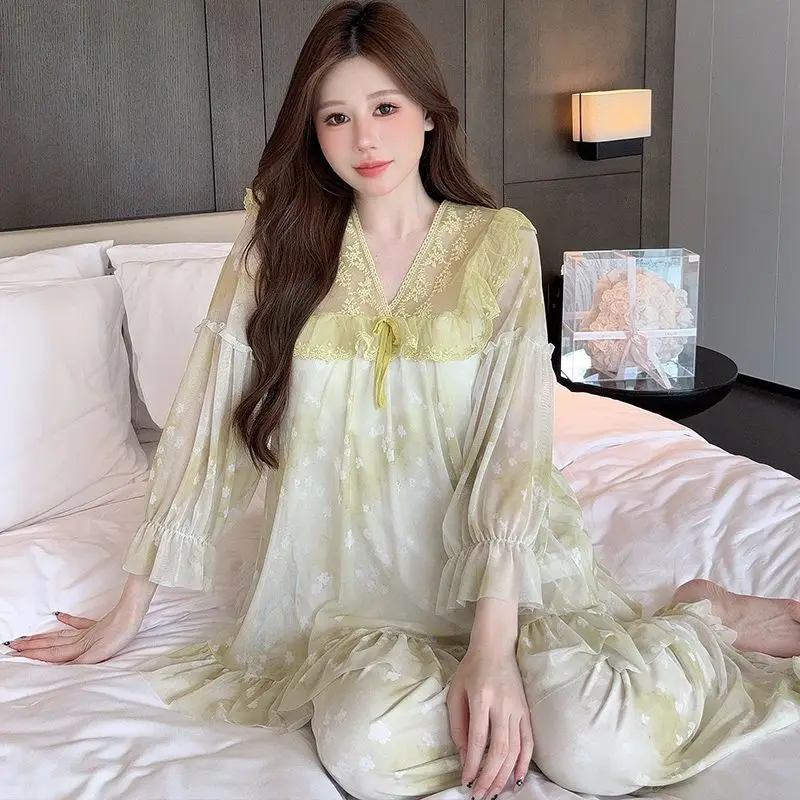 New V-neck Long-sleeved Printed Pajama Set Spring Summer Sweet Simple Comfortable Tops + Trousers Two-piece Suit Women Sleepwear