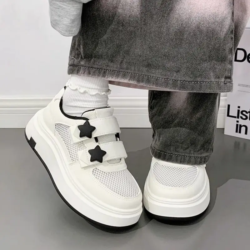 Hook Loop White Shoes Women 2026 Summer Mesh Breathable Quick Wear Platform Lightweight Casual Skate Shoe