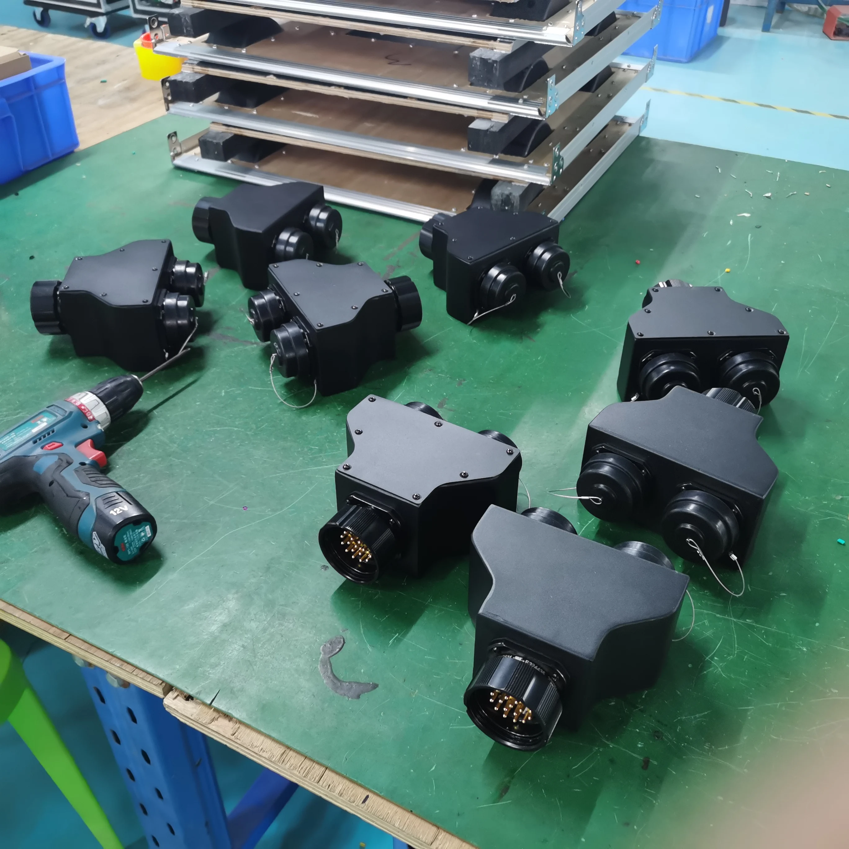 Scatola divisoria elettrica Socapex 1 ingresso 2 uscite a 19 pin