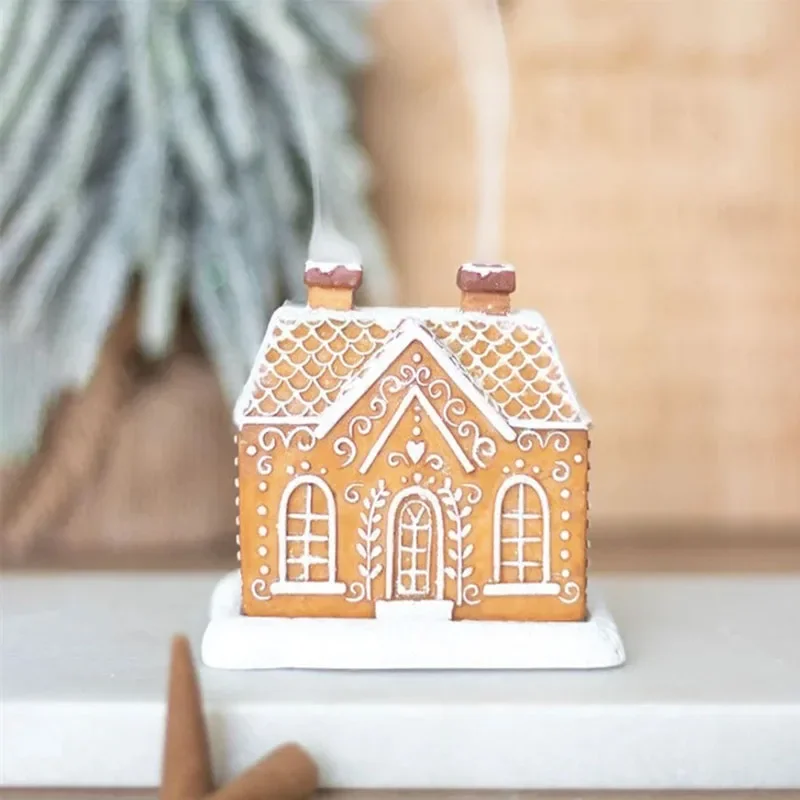 Nordic Christmas Snow Top Resin Gingerbread Cabin Incense Burner Living Room Tea Table Incense Burner Craft Christmas Decoration