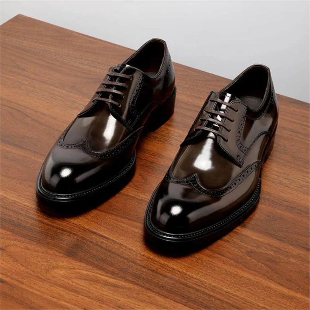 2026 New Men's Genuine Leather Brogue Dress Shoes Pointed Toe Shiny Formal Wedding Groom Shoes British Style