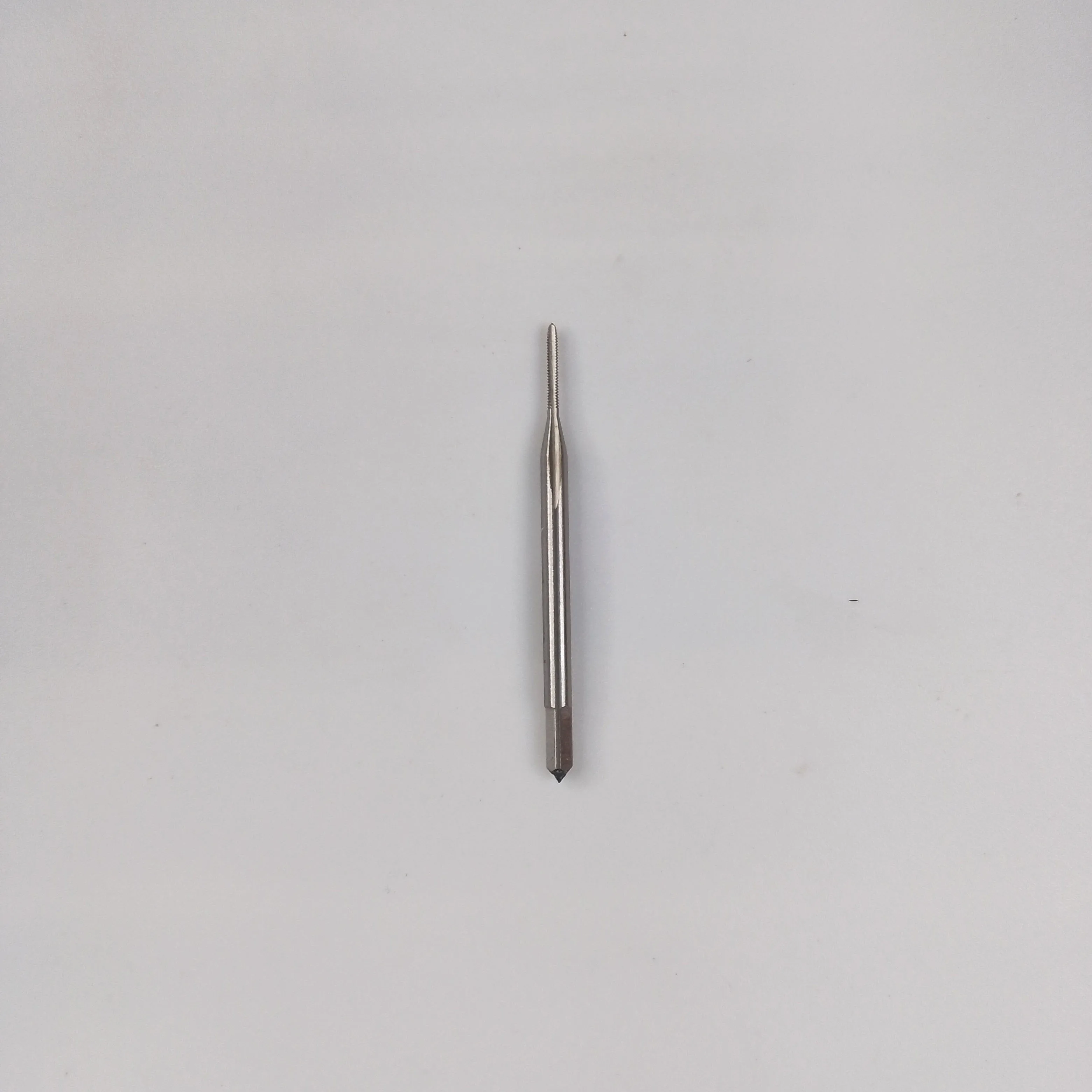 HUAZHICHUN M1 * 0.25 Ulir Tap Tangan Metrik Pitch 0.25 Flute Lurus HSS Right Hand Tap (5Pcs)