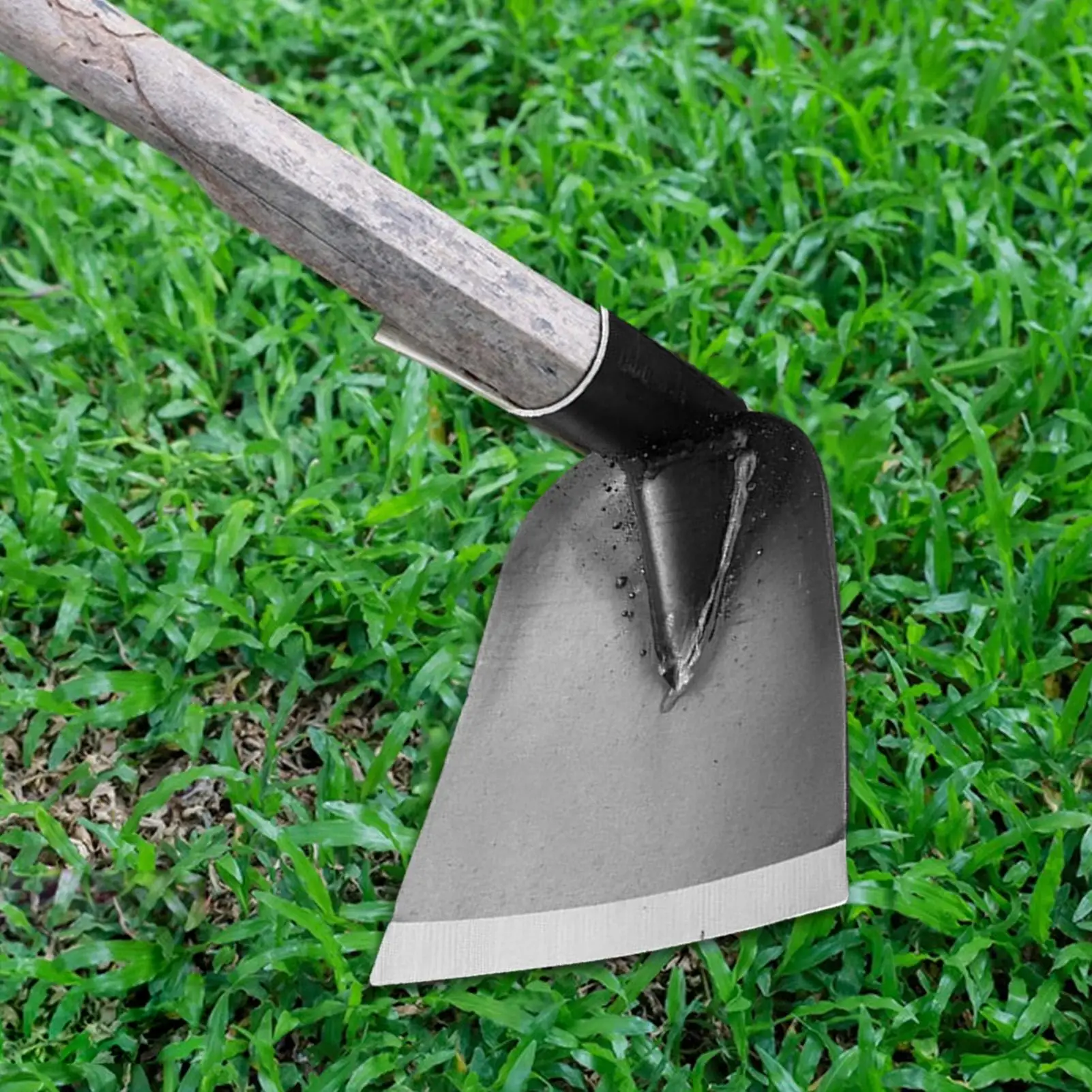Small Hoe for Digging Soil Garden Hoe Household Outdoor Farming Heavy Duty Hand Tools for Planting Vegetables and Flowers