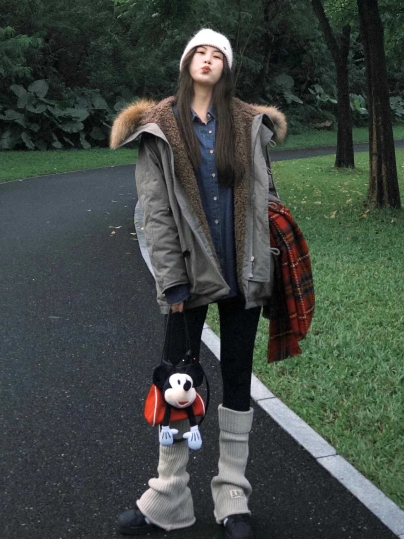 

Желтая женская осенняя парка: базовая, теплая, непромокаемая, с флисовой подкладкой, регулируемым шнурком, эффектом шерсти, удобная, с отстегивающимися рукавами, стильная, хит продаж