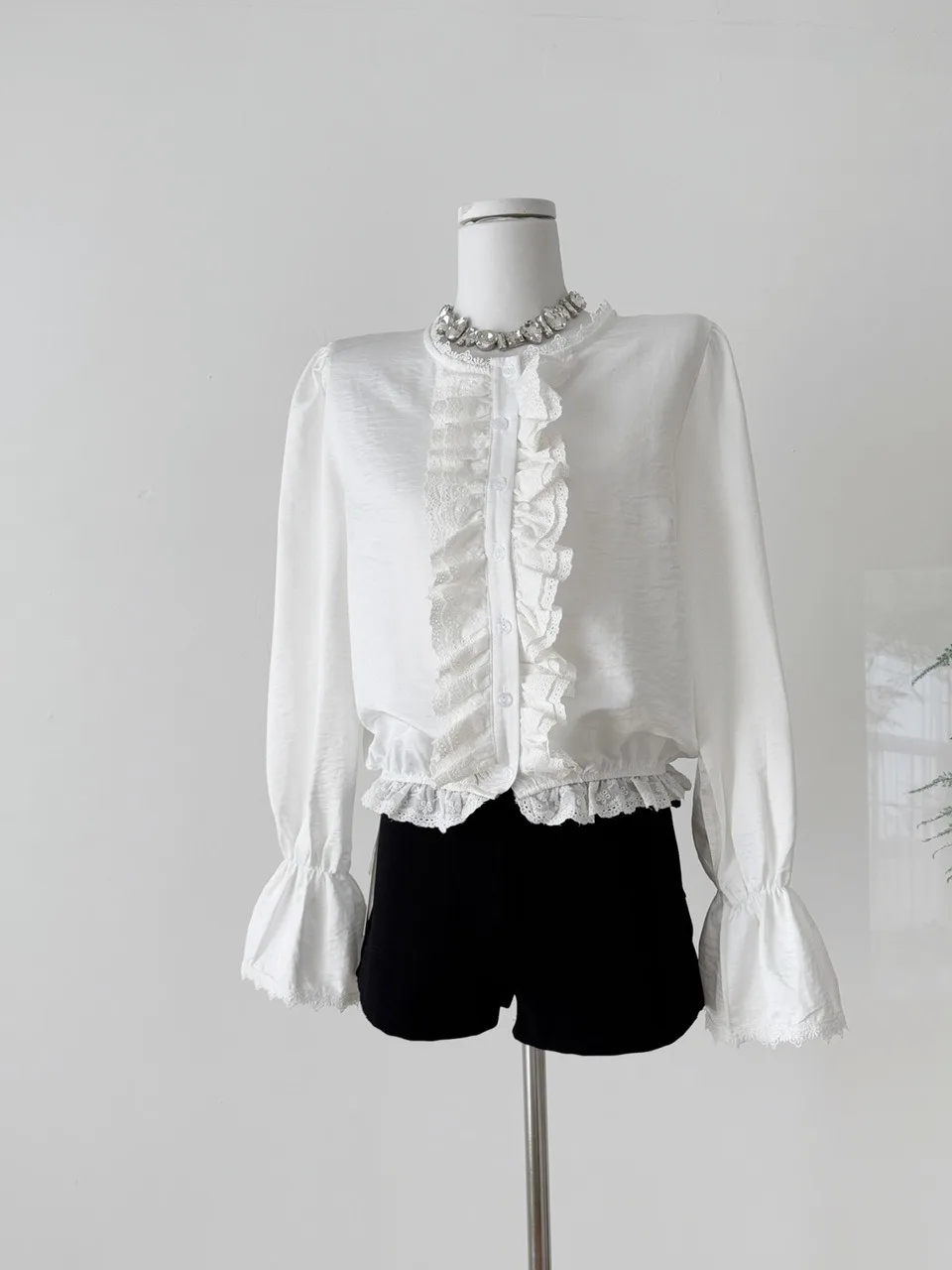 

Ele Lace Trim Splice round Ne Long Sve ort irt Women's Faionable Versatile Autumn Straight Cut Polyester Fiber