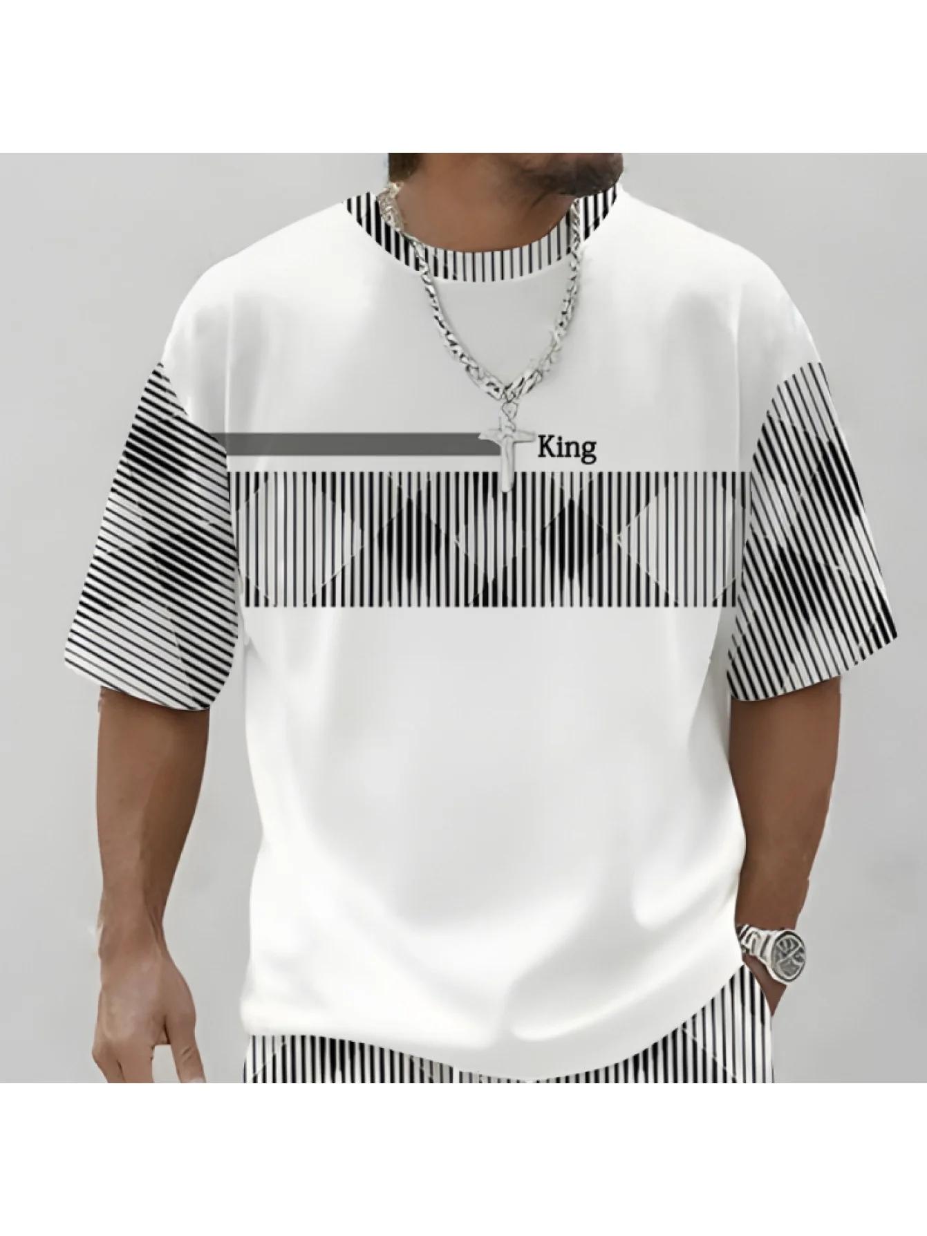 New men's short-sleeve T-shirt, loose-fitting and tailored with printed designs, versatile basic crew-neck top suitable for spri