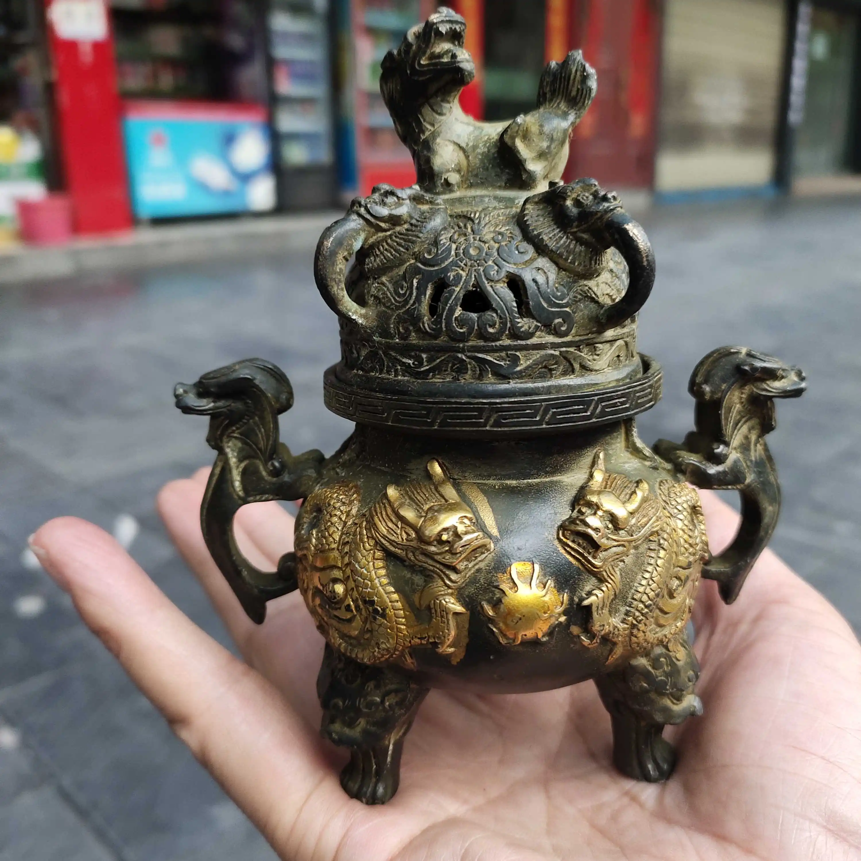 

Antique bronze collection pure copper gilt two dragons play beads incense burner pulp old road home living room handicraft ornam