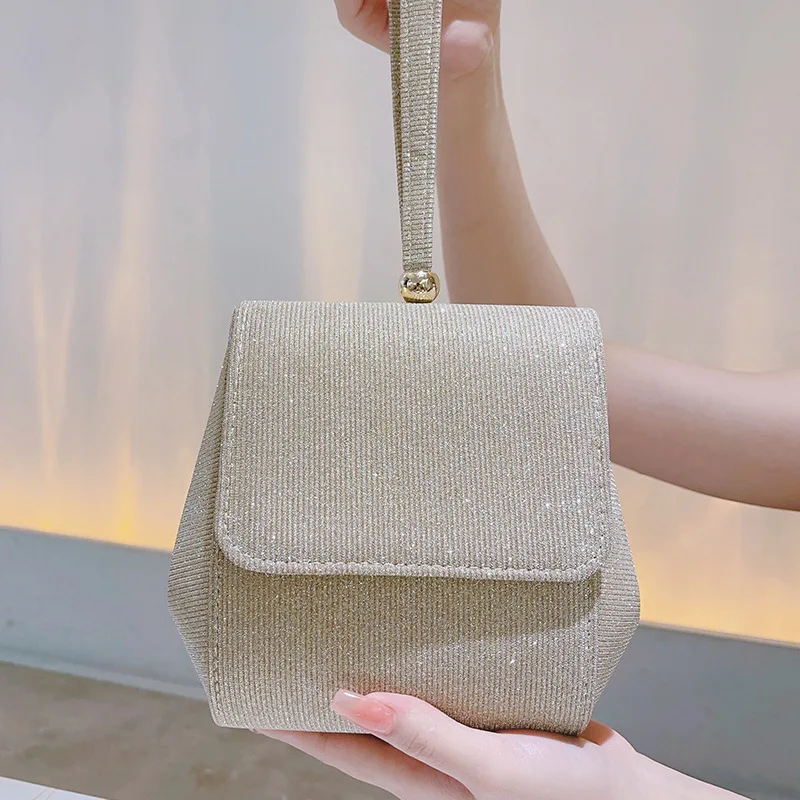 

Elegant Sparkly Evening Clutch Bag for Women,Fashion Square Mini Handbag,Chic Shoulder Crossbody Chain Purse for Banquet Parties