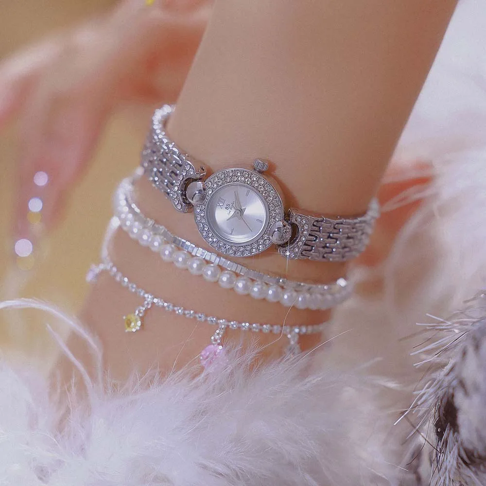 BS Minimalist Silver Woman Watch High Quality Small Dial Quartz Ladies Watches Daily Wear Fashion Wristwatch Accessory Gift