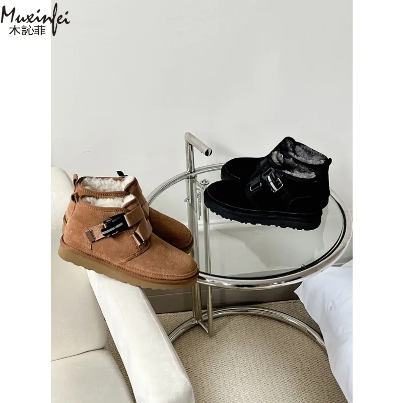 

2025 Winter New Style Wang Yibo Same Top Leather Outdoor Warm Men's Boots Fashion Versatile Short Tube Men's Snow Boots