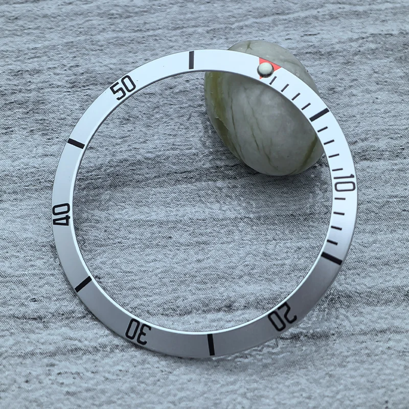 Mod 36,5 mm x 30,6 mm gebogener Retro-Uhrenlünetteneinsatz aus Aluminium, passend für Vintage Submariner für NH35-Uhrenzubehör, Gehäusering
