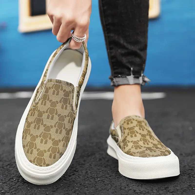 

Мужская обувь цвета хаки с принтом, низкие легкие кроссовки, дешевые жидкие удобные вулканизированные тенденции, 2024, рабочая повседневная обувь для мужчин