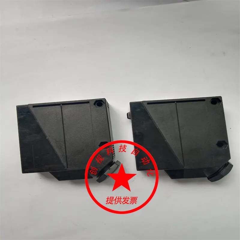 Through-Beam E3jm-10M4t E3jm-10M4t-G-N E3jm-10Dm4t-G-N Photoelectric Switch