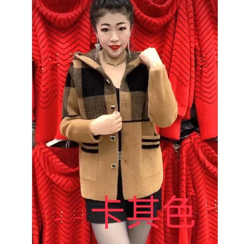 

New 2025 Autumn Winter Middle Mother Imitation Mink Velvet Coat Women Fashion Hooded Knitted Cardigan Jacket Women Woolen Coats
