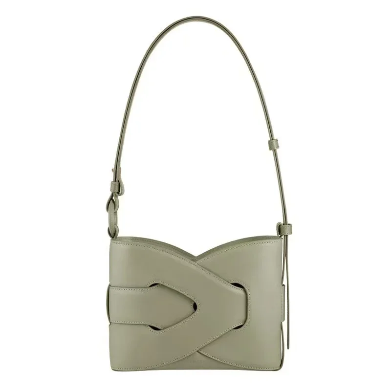2025 new woven bag, French niche retro single shoulder twisted bag, hand-held crossbody bucket bag