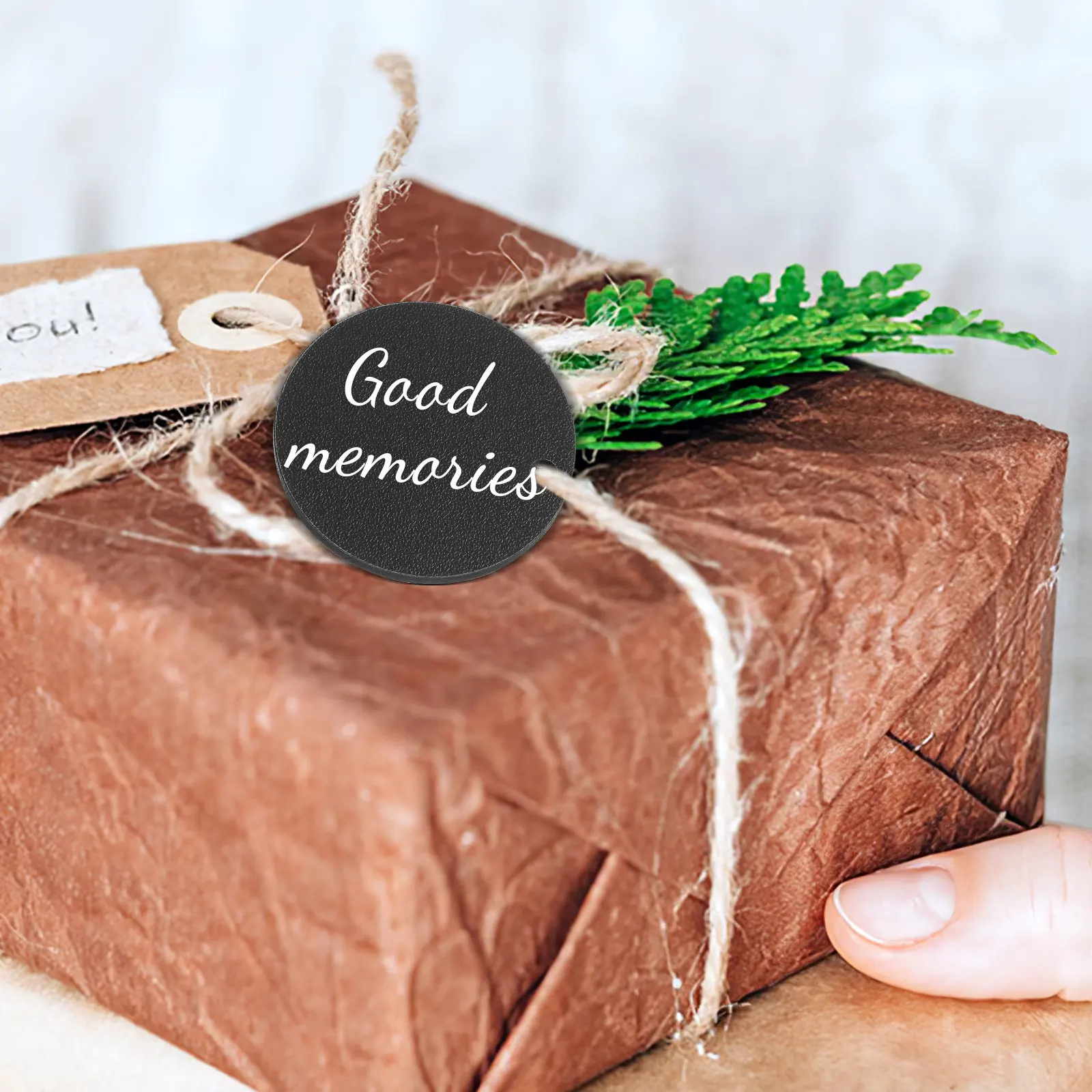 

10Pcs Mini Blackboard Hanging Wooden Chalkboards Double-Sided Oval Round Wedding Party DIY Decoration Mini Wooden Blackboard