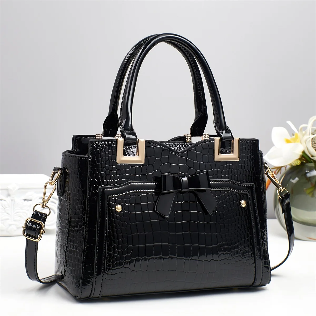 

Faionable mat Large Capaci Women's Handbag Single oulder Bag Fly Matching Bag New 2025 Spring PU Leather