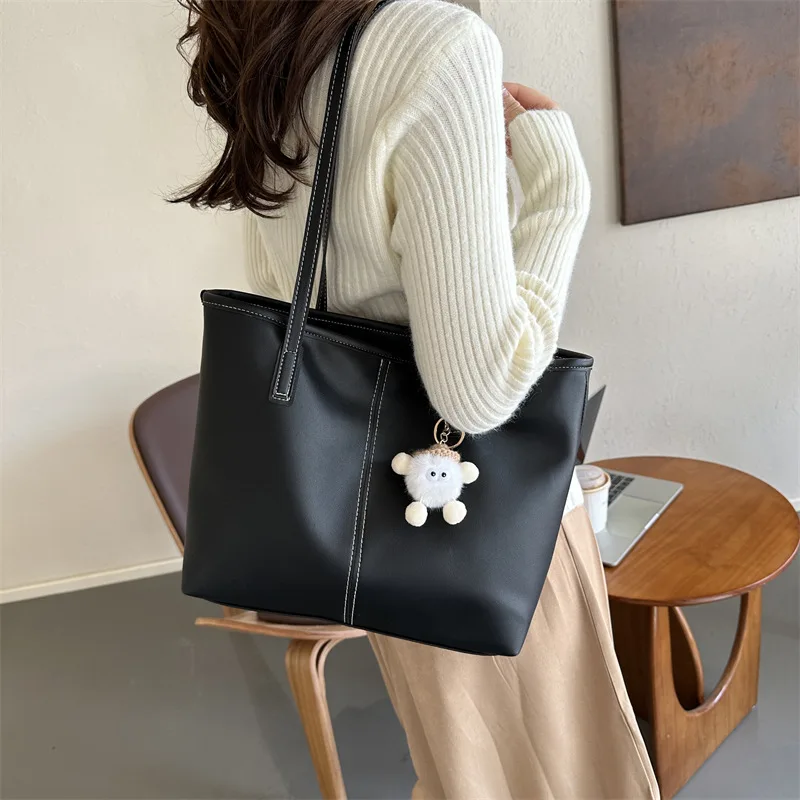 

Casual Large Capacity Tote Bag For Women Style Autumn And Winter Simple HandBags High Quality Commuting Versatile Underarm Bags