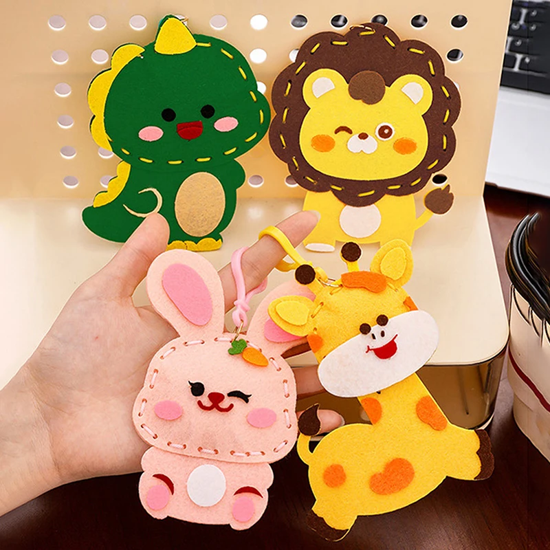 1 Set Birthday Party Gift Cartoon Animal Rabbit Dinosaur DIY Non Woven Keychain Sewing Kit Ornament For School Rewards