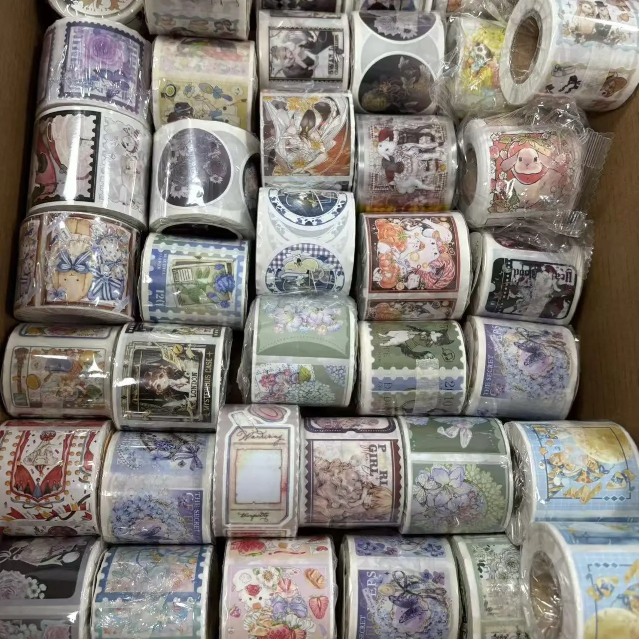 

3 Rolls Random Designs Cute Sealing Stickers for Envelopes, Self-Adhesive Craft Labels for Gift Wrapping, Scrapbooking & Mailing