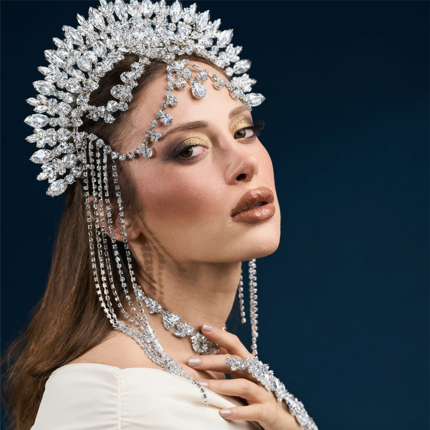 Rave Queen Exaggerated Crown Headpiece Beauty Contest for Women Tassel White Rhinestone Forehead Headband Chain Party Jewelry