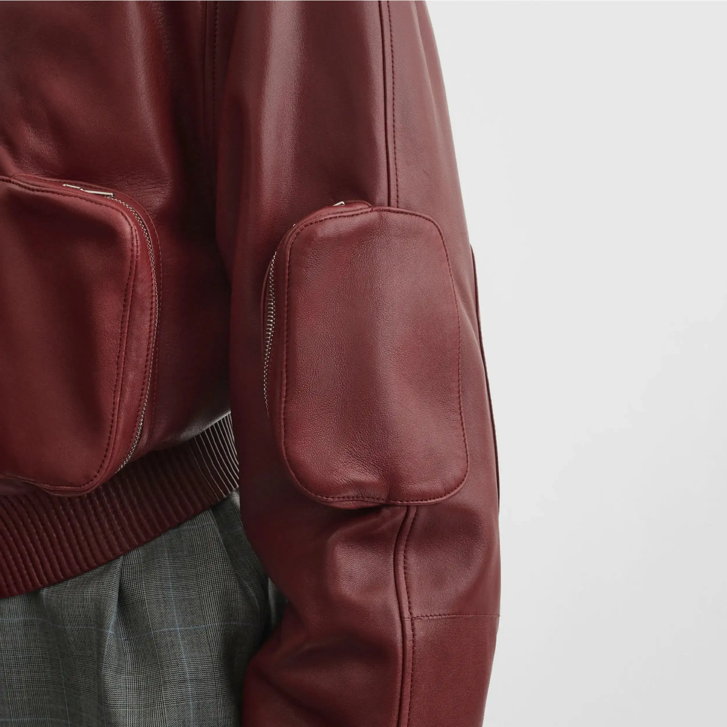 سترة جلدية قصيرة للسيدات من Phoebe Philo 2026 ملابس خارجية نسائية أنيقة وعصرية عالية الجودة #4