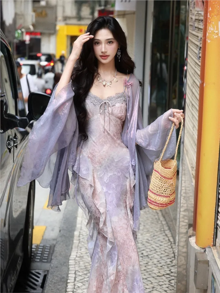 A lustrous purple leaf sleeve cardigan with cinched waist and halter dress