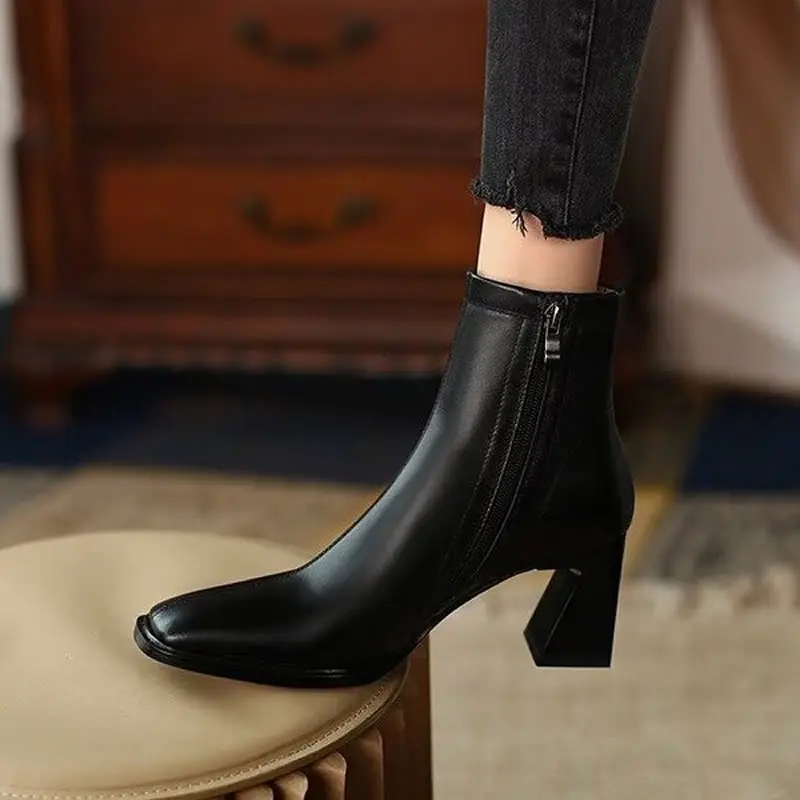 

2024 Women Shoes Female Square Heel Ankle Boots Women Side Zip Party Dress Office Women Boots Lady Daily Shoes Plus Size 34-40