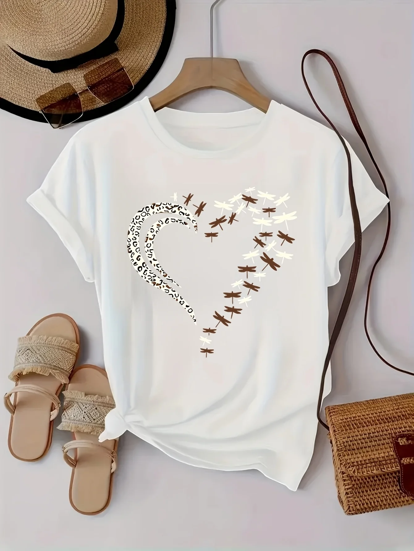 Camiseta con estampado de leopardo y mariposa en forma de corazón para mujer, camiseta a la moda con cuello redondo, adecuada para todas las estaciones, ropa de mujer y2k