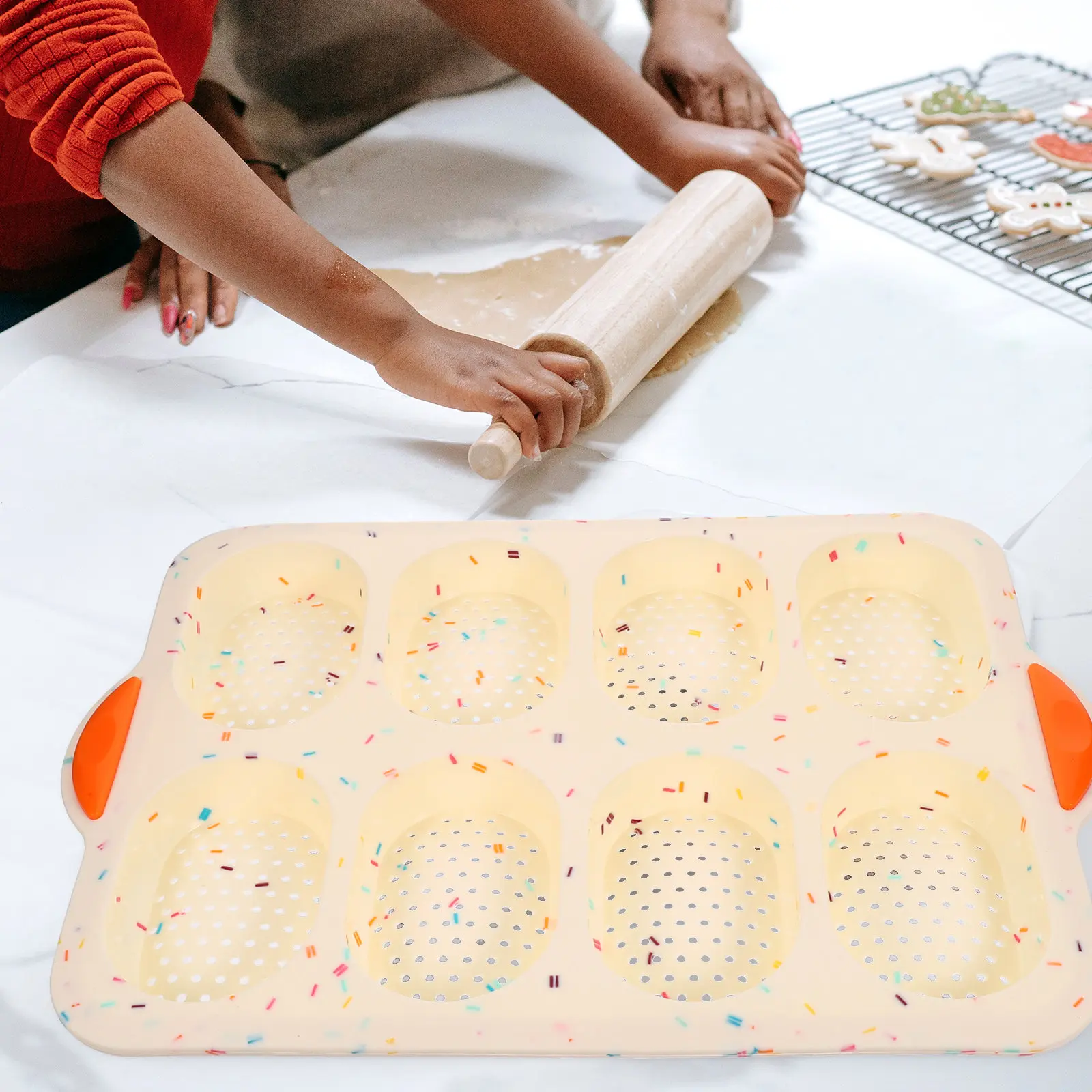 1Pcs Silicone Cake Baking Mold Beige Non-Stick Bakeware Home Kitchen Bread Mold for DIY Cakes Scones Truffles