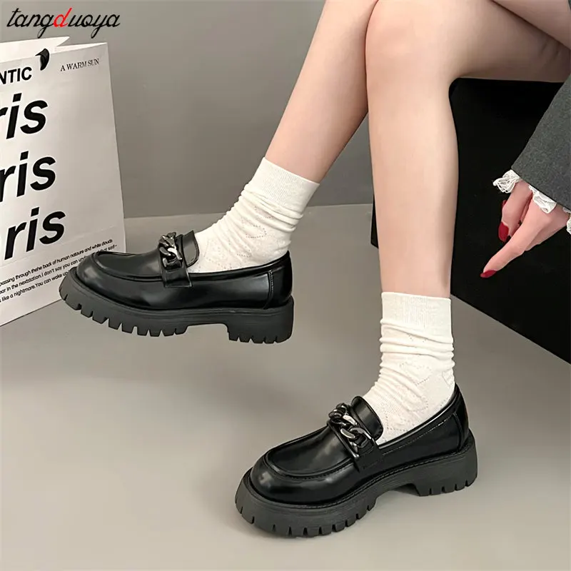 Chunky Heel Platform Metal Chain loafers Women Pumps Black round toe small leather shoes Female Casual Retro JK Uniform shoes