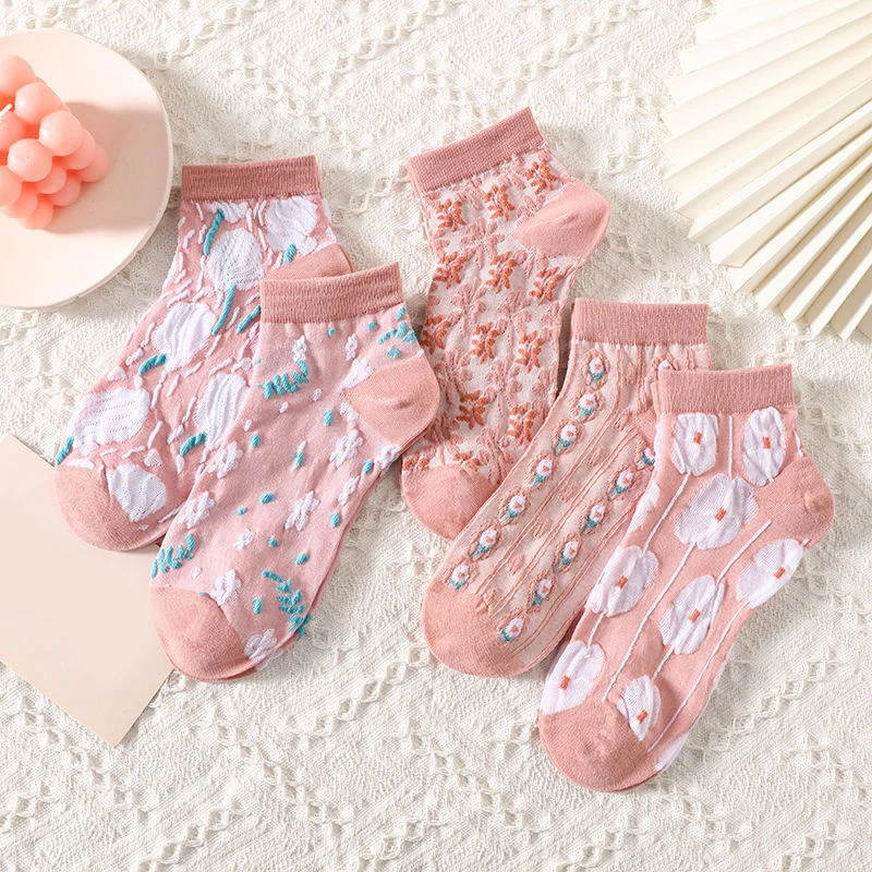 خواتین کے 5 جوڑے تخلیقی فیشن گلابی تین جہتی چھوٹے پھولوں کے موزے آرام دہ اور ورسٹائل روزانہ سفر کے لیے موزوں #2