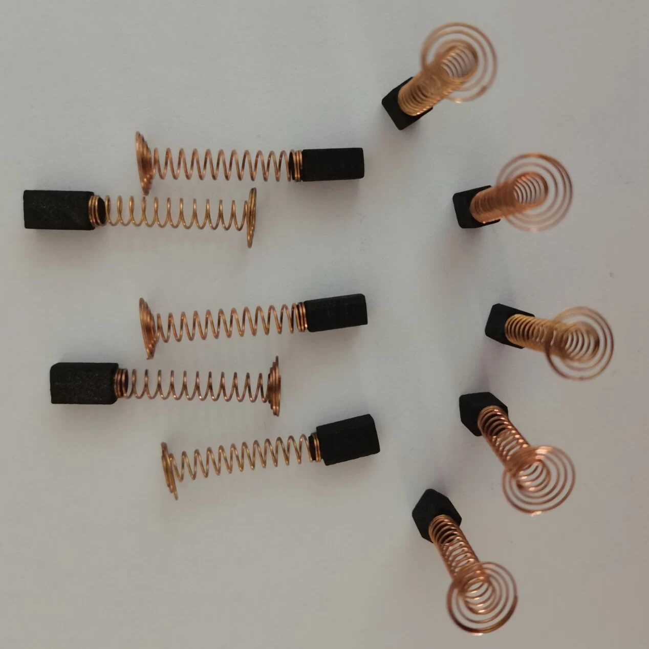 

10Pcs Carbon Brushes for DREMEL 4000 90930-04 2615298790 595 395 300 6000 300 215 217 100