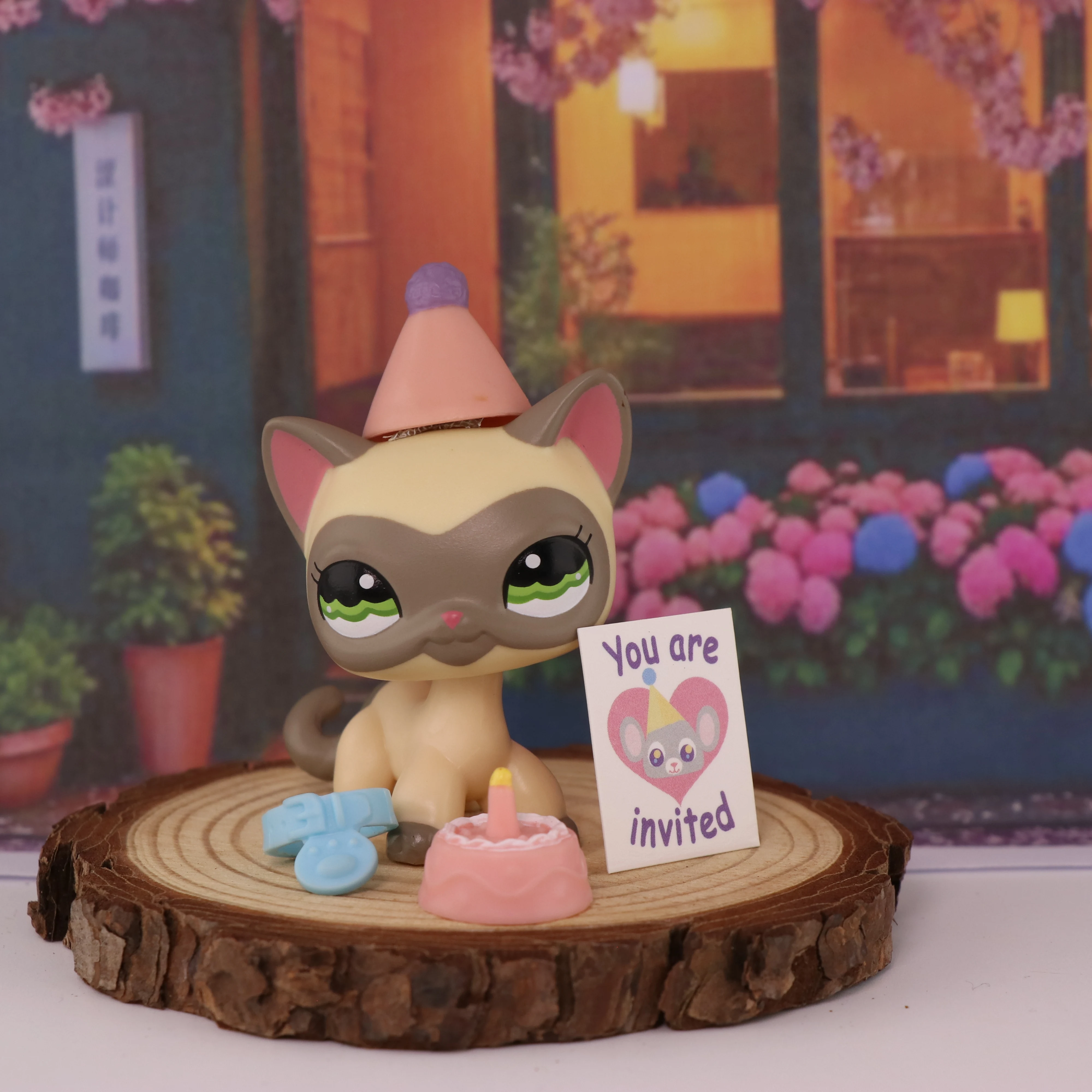 

LPS Minilpsshop Pet Shop Bobble Head Cute Toy Bonbon Cat And Accessories Children's Gift for Boy and Girl Collectible Ornaments