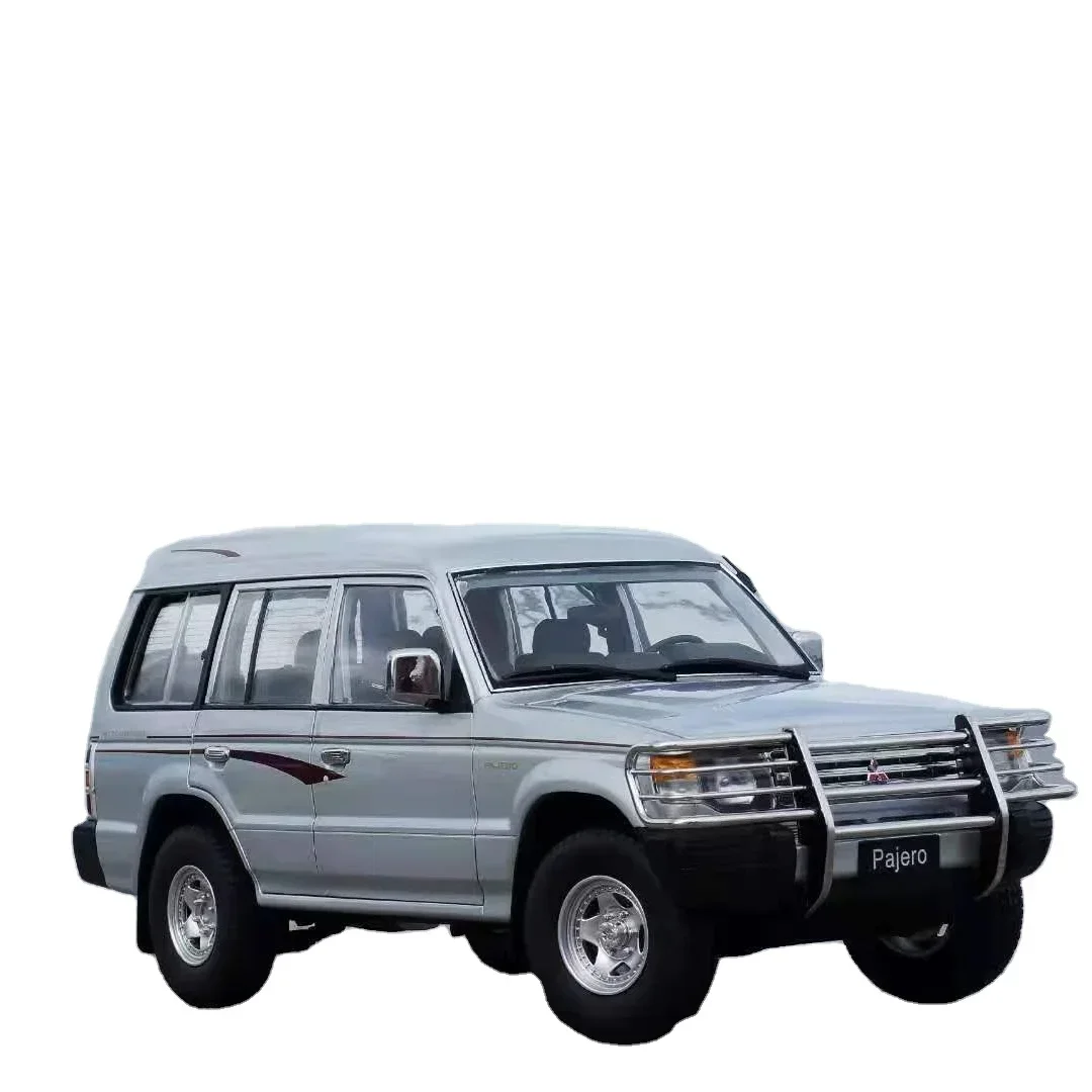 '1:18 Sunyork & MC Mitsubishi Pajero V31 Diecast Model Car  Diecast Simulation Vehicle Model