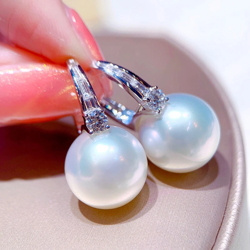 

Huitan Exquisite Women's Imitation Pearl Earrings Silver Color Luxury Shiny CZ Daily Wear Temperament Female Earrings Jewelry