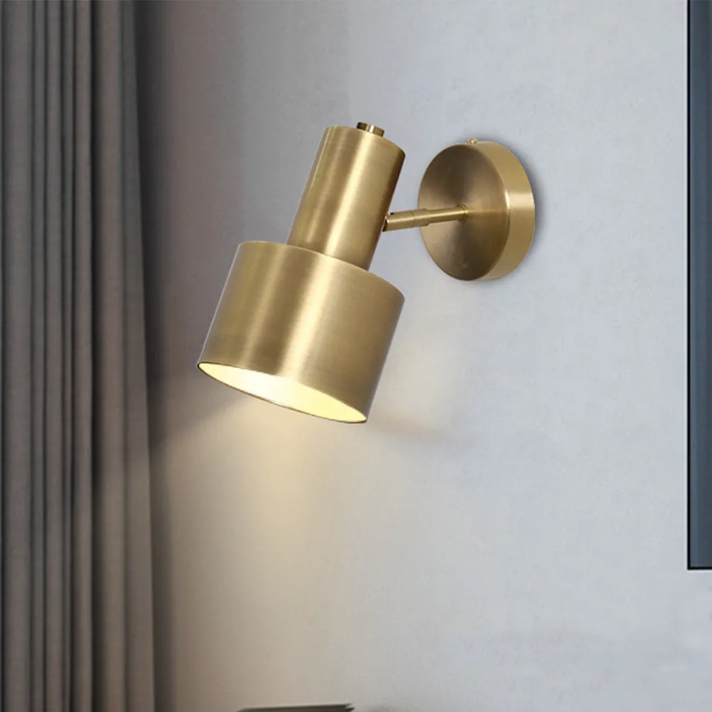 

Настенный светодиодный светильник из премиальной меди: прочный, элегантный дизайн, мягкое теплое освещение для спальни и гостиной