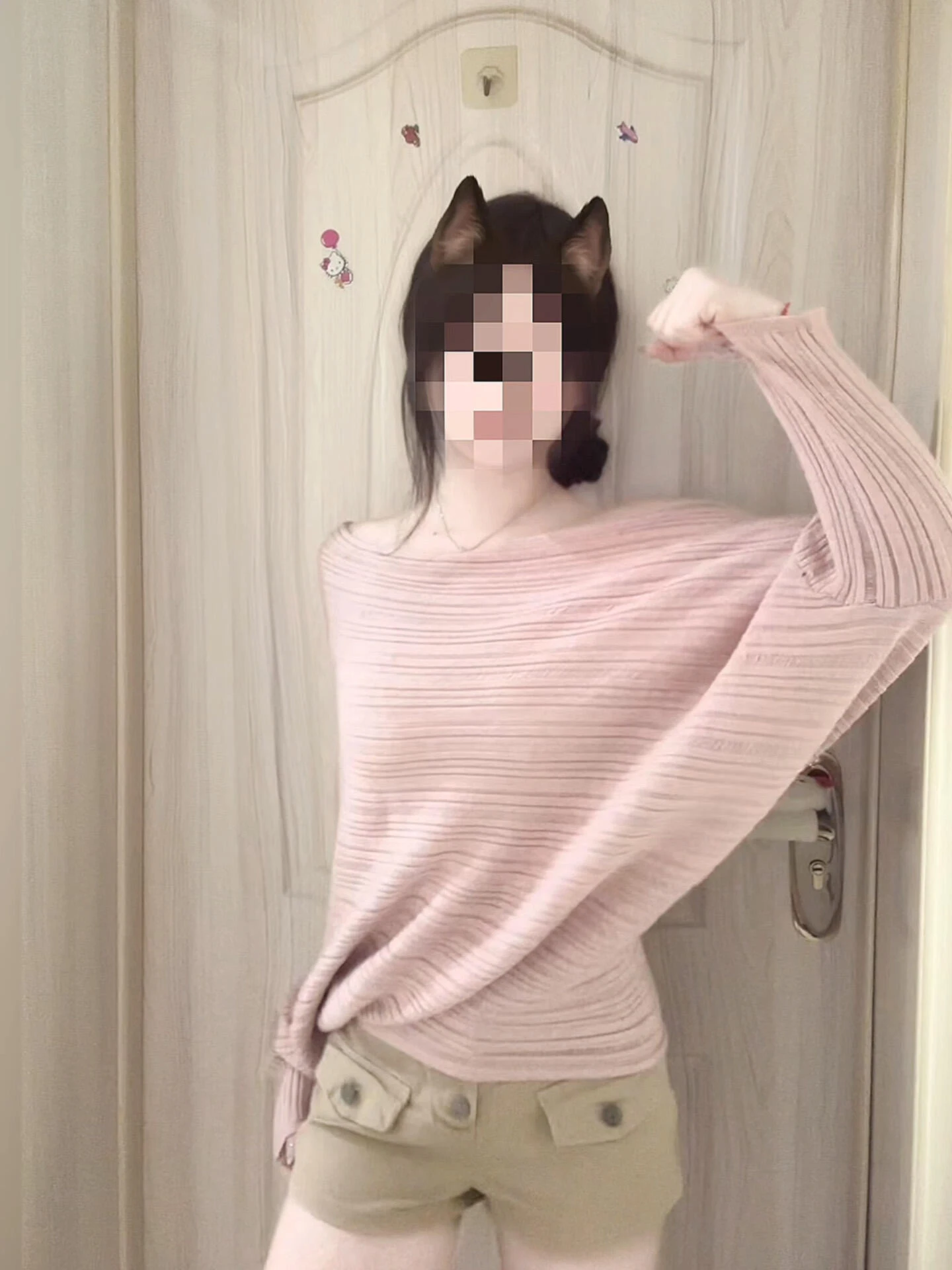 

Elegant Long Sleeve Batwing Knitwear One-Shoulder Design Age-Defying French Style Soft Comfortable Slim-Fit Daily Wear for La...