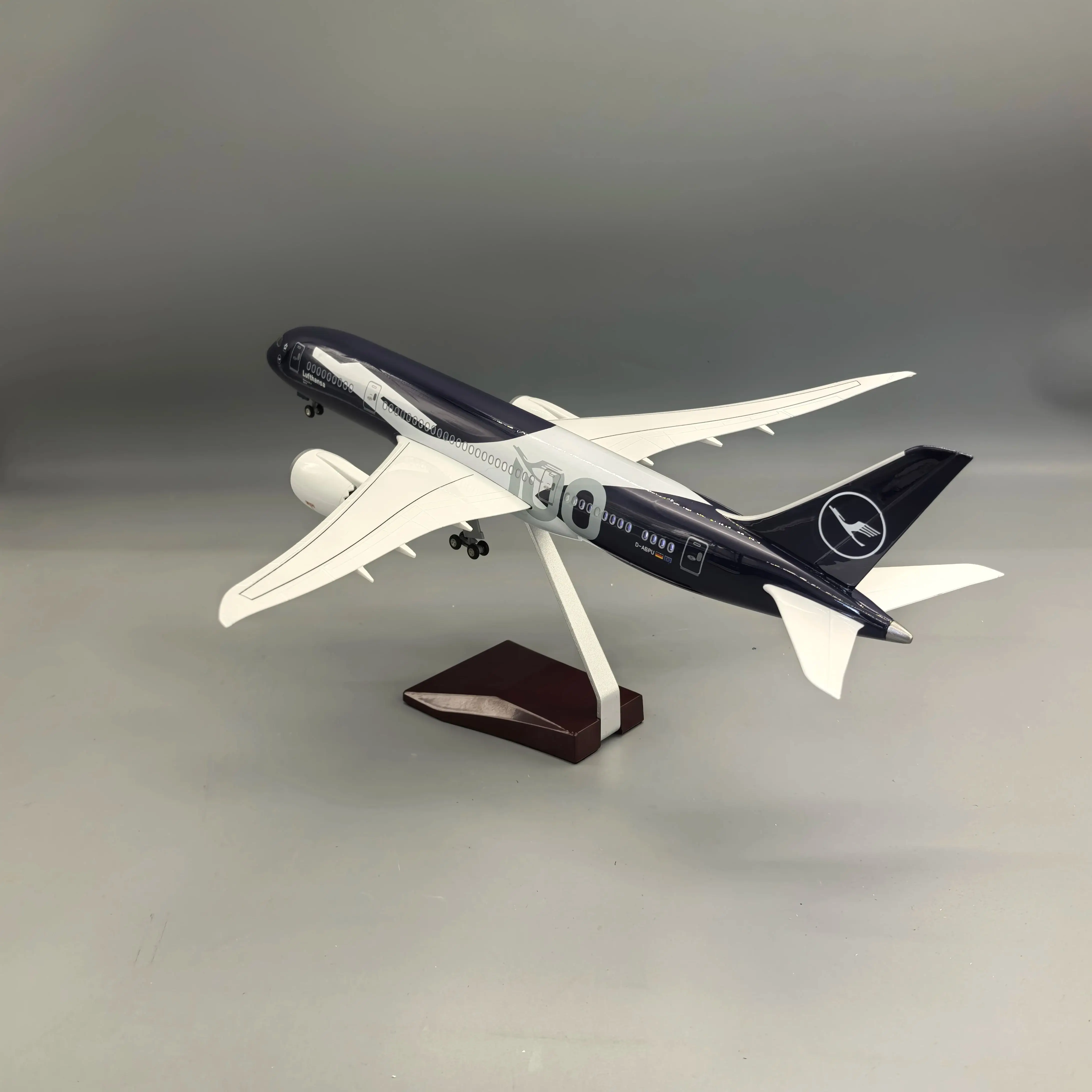 

New airplane kids toys B787 Lufthansa 100th Anniversary Edition Air 43cm scale aircraft toy Resin With Led Light Collection Gift