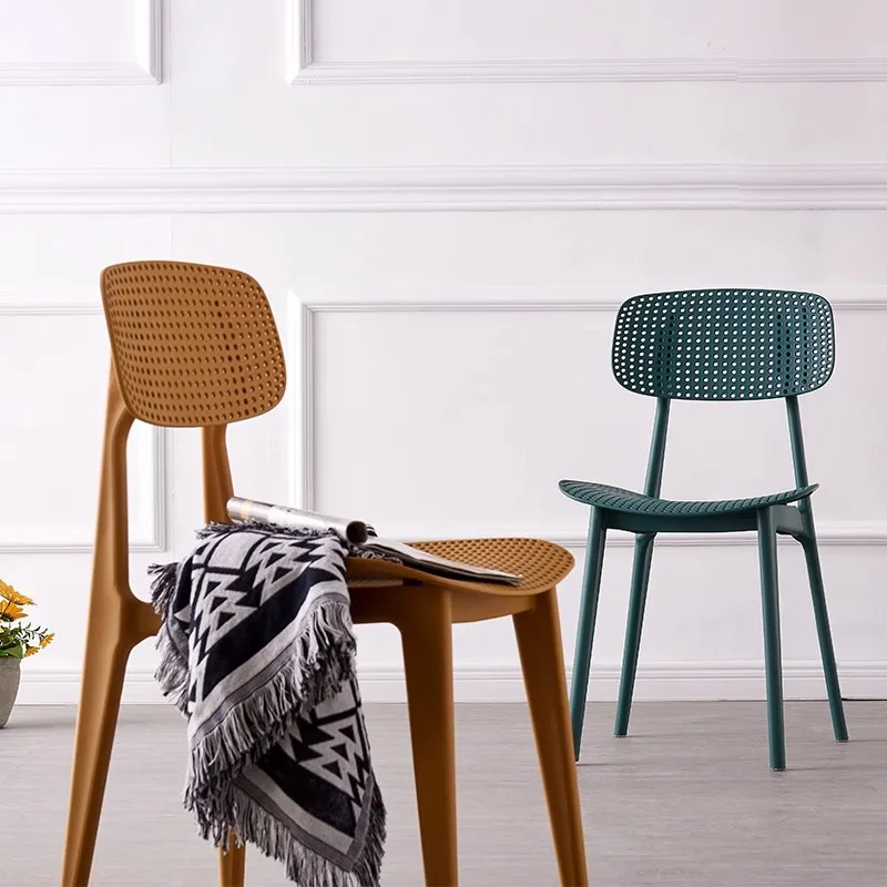 New model Household thickened backrest dining chair Casual dining table and chair Simple modern restaurant stool Creative