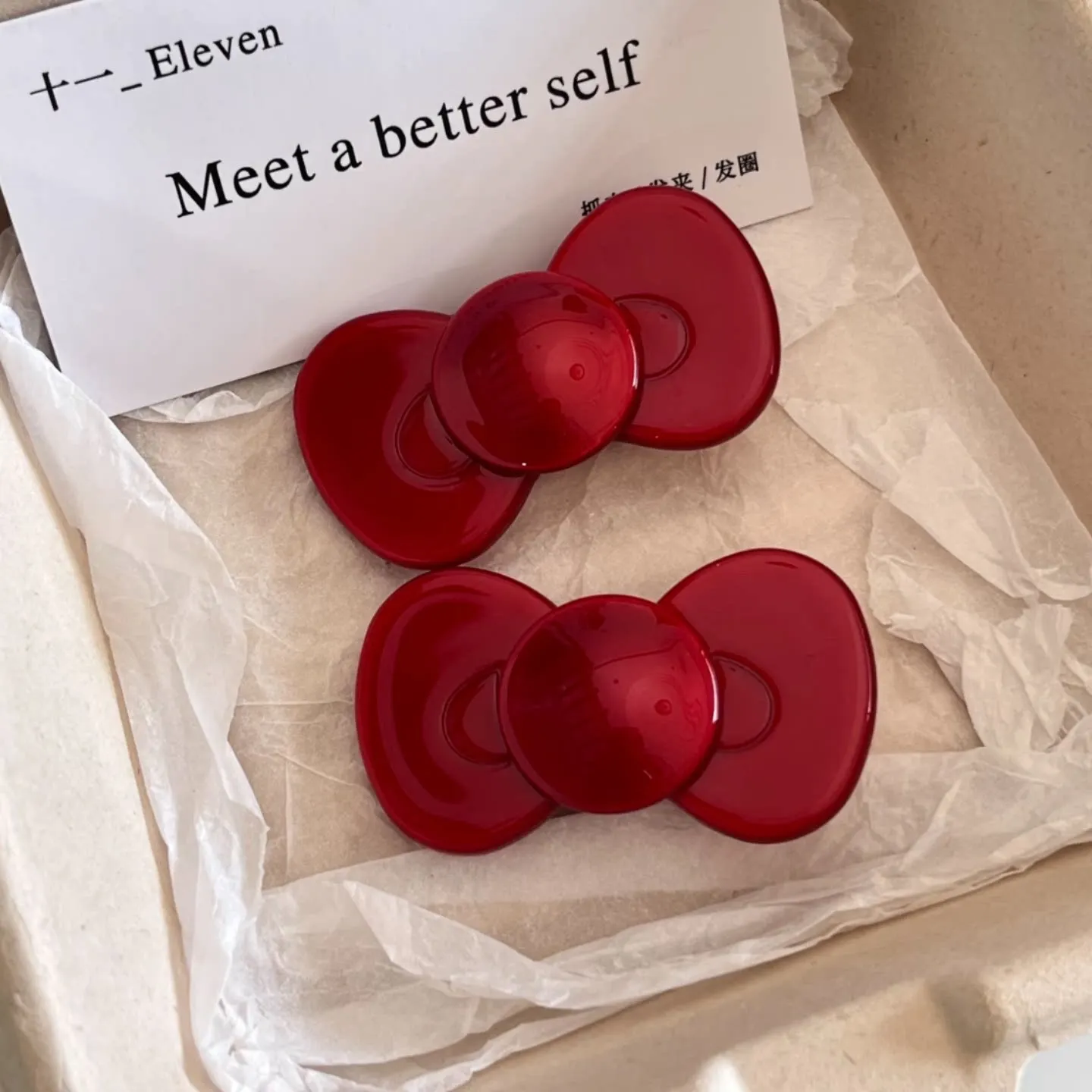Red Bow Acetate Hair Clip for Women Vintage Side Bangs New Year Hair Accessory Non Slip Strong Hold Premium Accessoires Femme