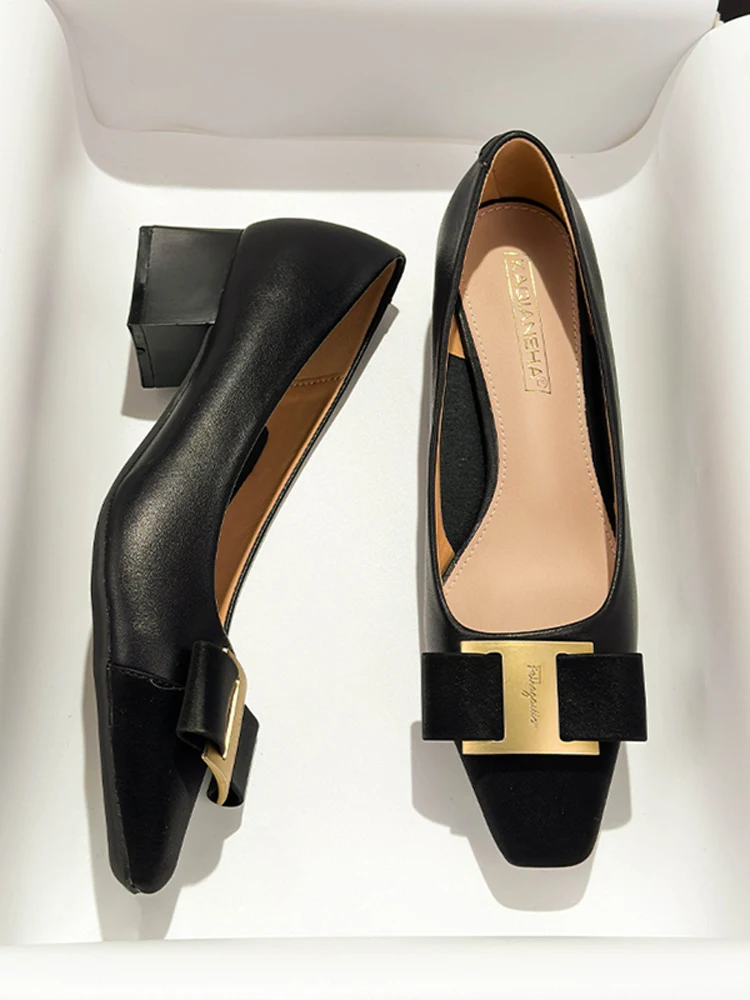 أحذية عمل أنيقة من الجلد الناعم بكعب منخفض، أحذية سوداء بكعب سميك، أحذية نسائية جديدة لعام 2025، كعب عالي احترافي بأسلوب كوري