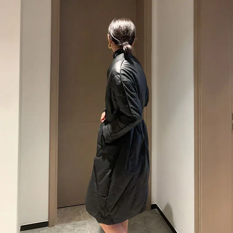 

Хлопковая куртка из искусственной кожи, женская средняя и длинная куртка 2026, новая зимняя модная темпераментная пальто из искусственного овчины для мамы